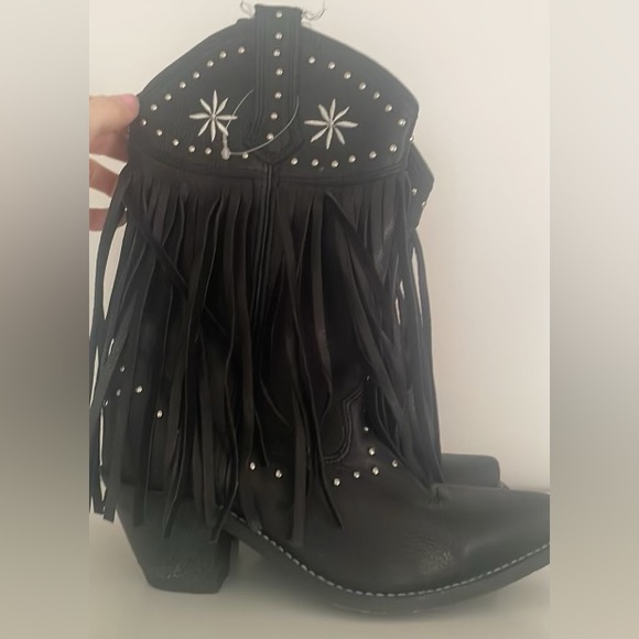 Shoes - Authentic Leather Nashville Cowgirl Boots!